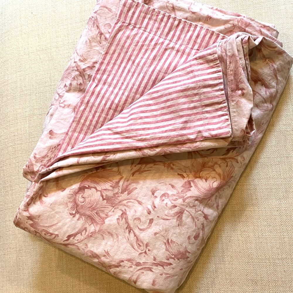 Nancy Koltes Queen Duvet Cover, Pink Toile/Stripe 100% Cotton Made in Italy